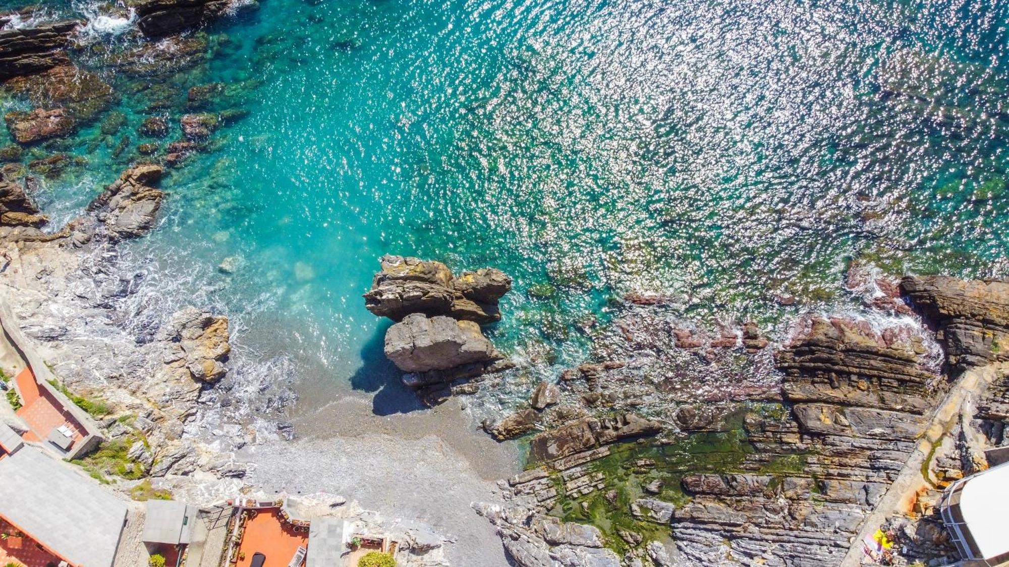 Nervi - In Discesa Sul Mare Genoa